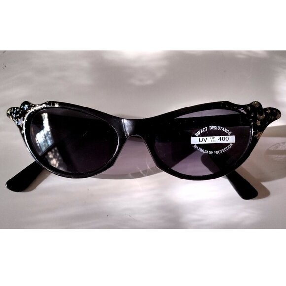 Sunglasses Black Cat Eye Retro Glitter Frame Moon Stars Smoky Lens - Picture 2 of 11